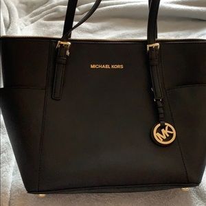 Mochael kors Handbag